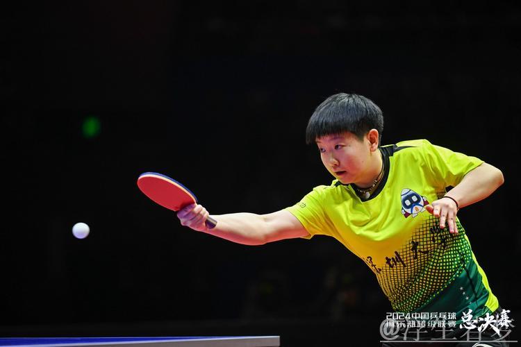 深圳大学乒超首战取胜 孙颖莎未参赛仍夺佳绩